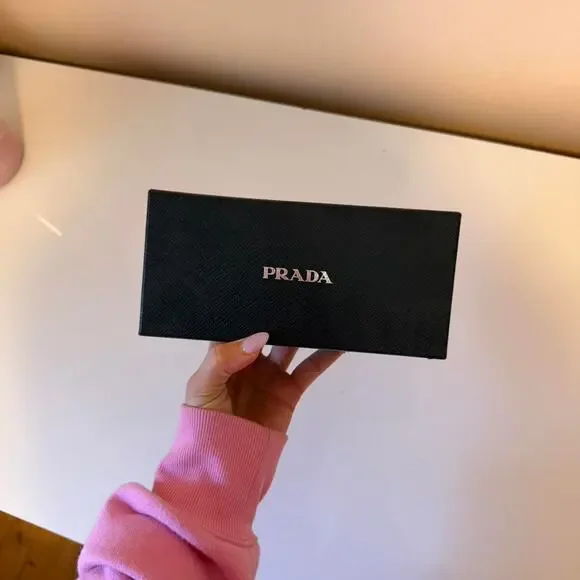 Prada sunglasses authentic prada sunglasses - Picture 6 of 8